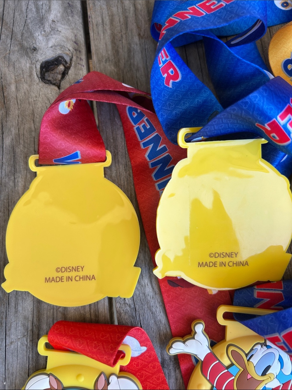 7 Authentic Disney.
Cruise Line DCL Trivia
Winner Medallions MEDALS Set of 7 - Picture 2 of 5